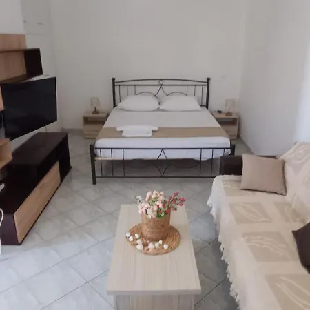 Stelios House