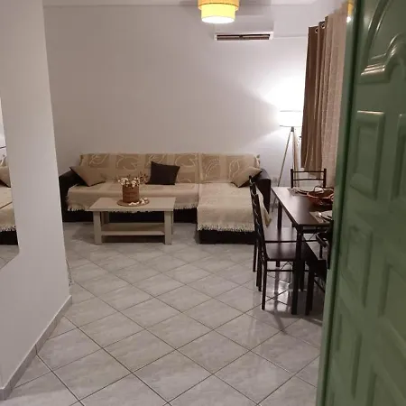 Stelios House Apartment